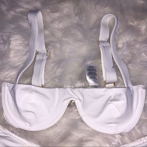WeWoreWhat Swim XS White Top